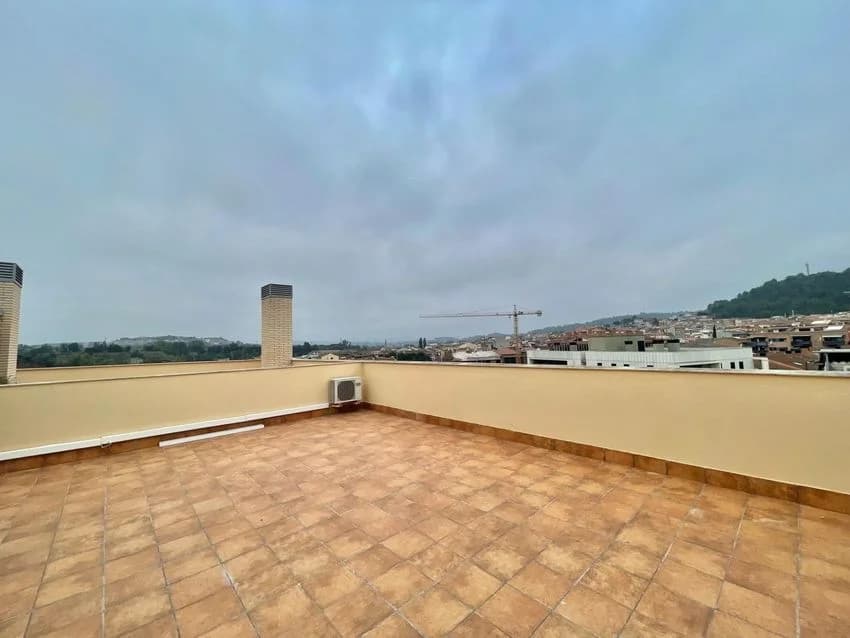 Duplex for rent in Calle del Canal