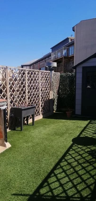 Penthouse for rent in Calle Aribau