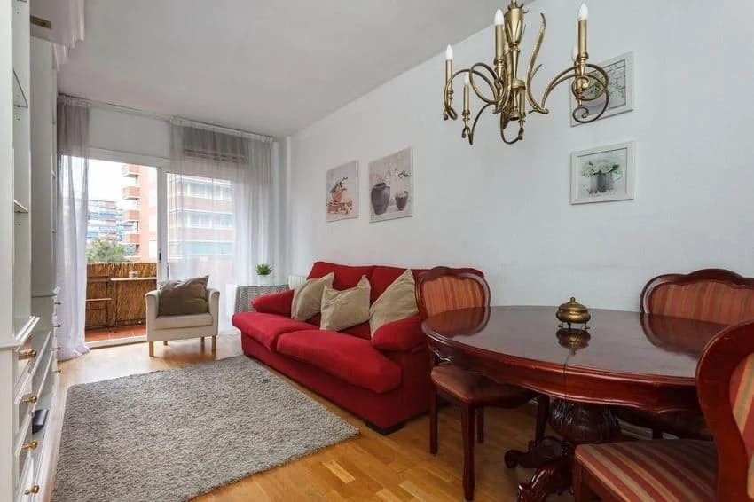 Flat / apartment for rent in Sants