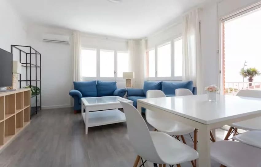 Flat / apartment for rent in Paseo Marítim