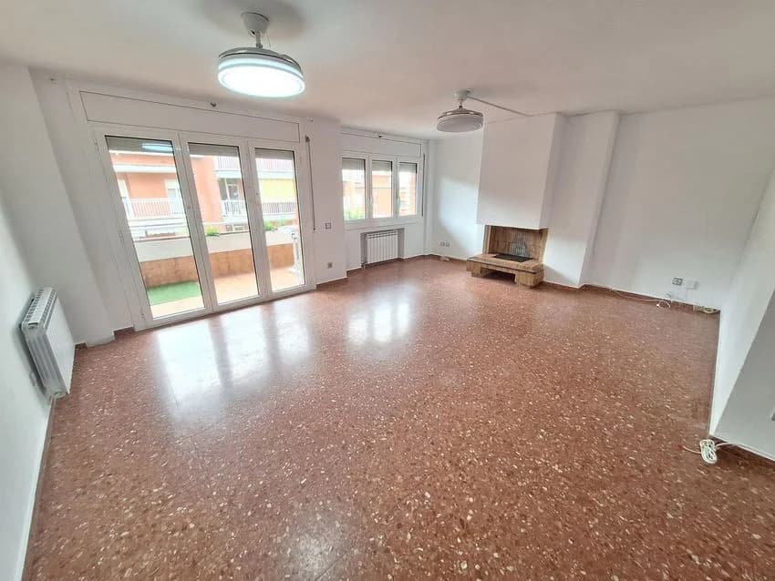Flat / apartment for rent in Pla de Sant Magi