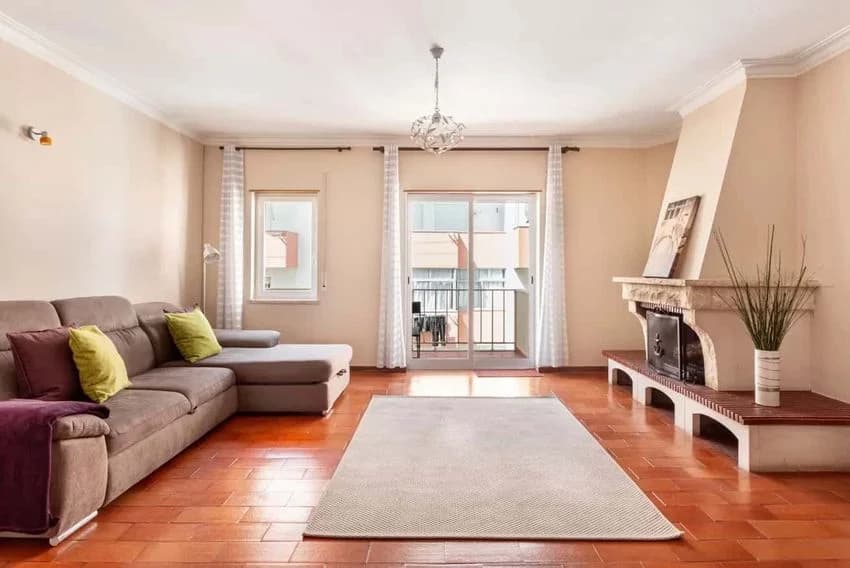 T2 flat for rent in rua Bragança