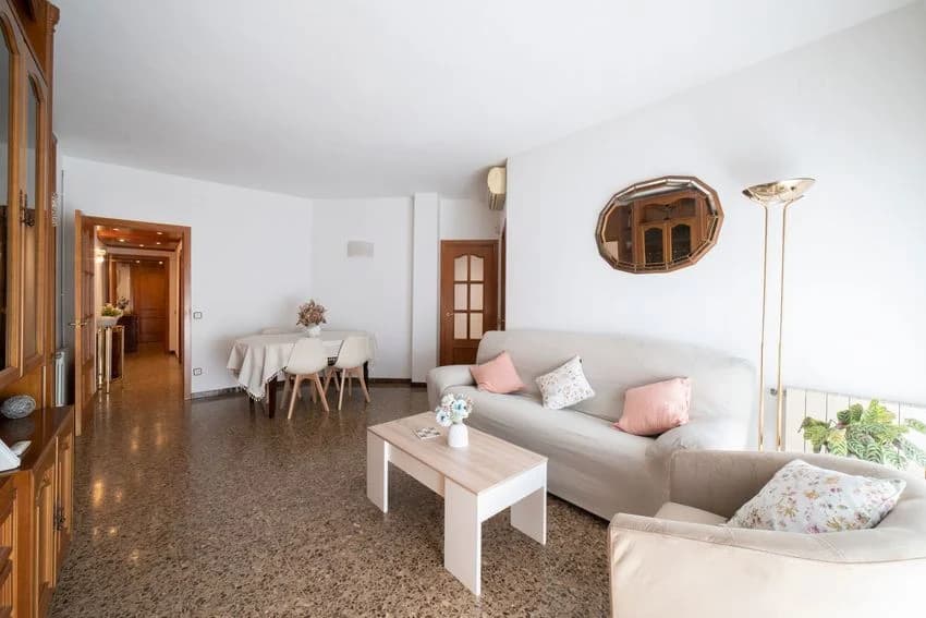 Flat / apartment for rent in Calle del Comte Borrell