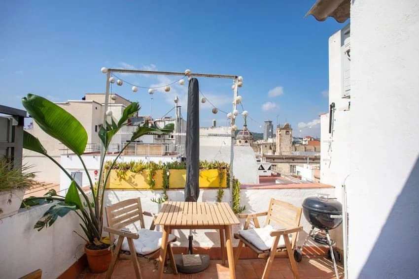 Penthouse for rent in Calle de la Mercè, 36
