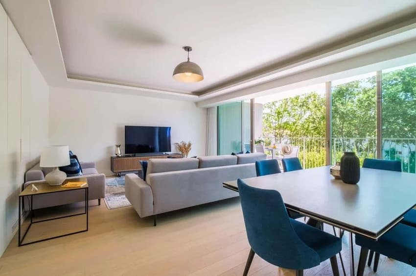 T3 flat for rent in rua Jaime Thompson
