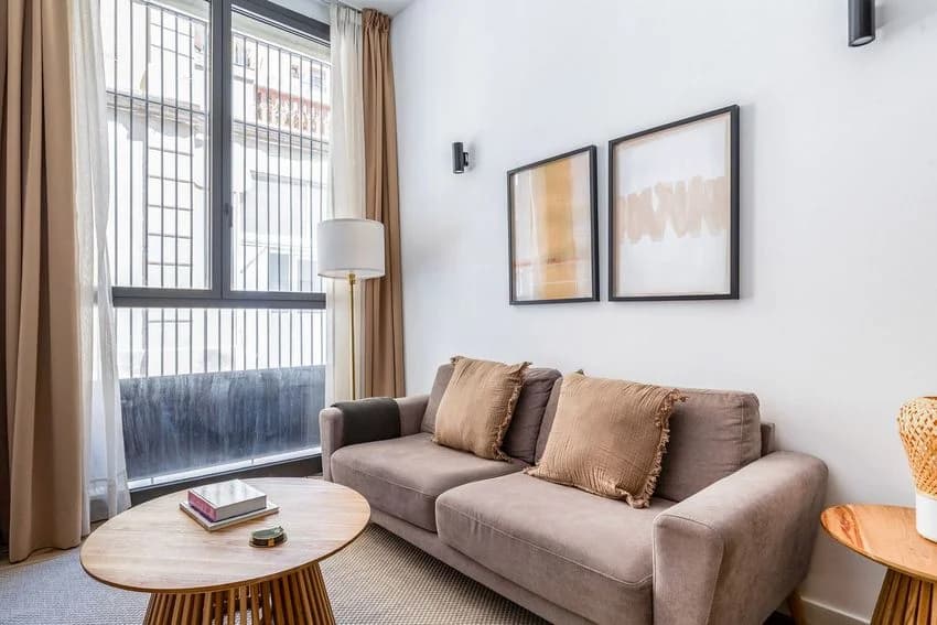 Flat / apartment for rent in Calle del Notariat