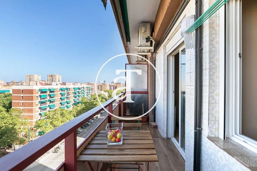 Flat / apartment for rent in Calle de Cantabria, 47
