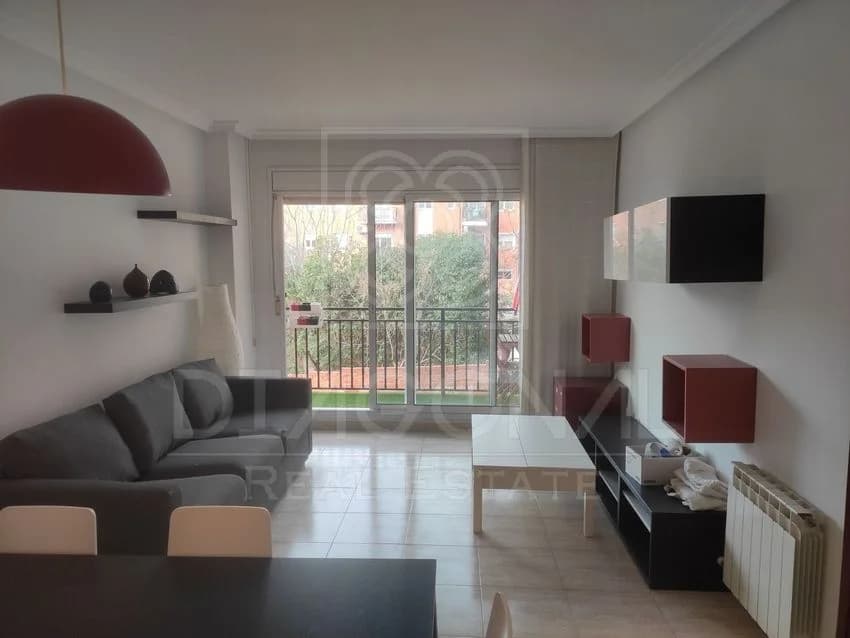 Flat / apartment for rent in Calle de Santiga, 6