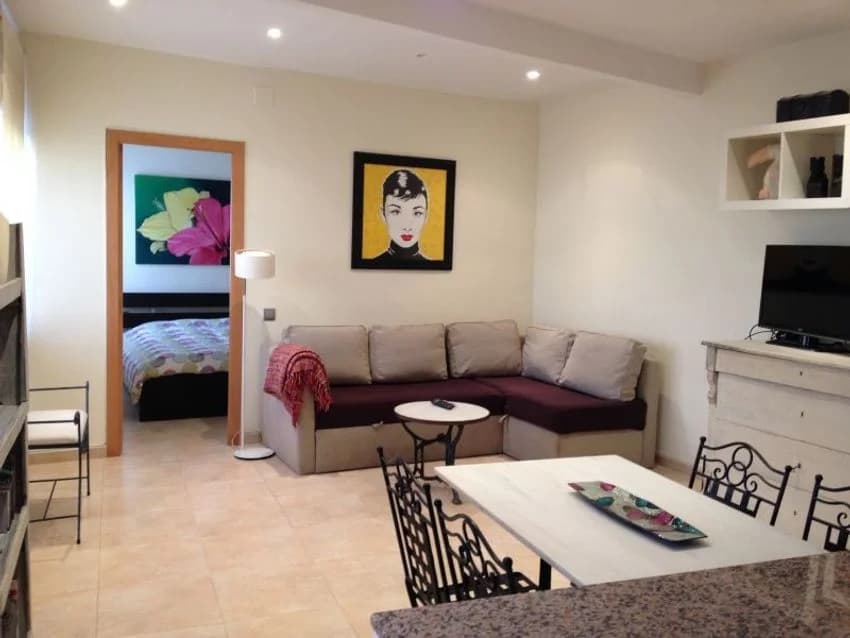 Flat / apartment for rent in Paseo de Valldaura, 26