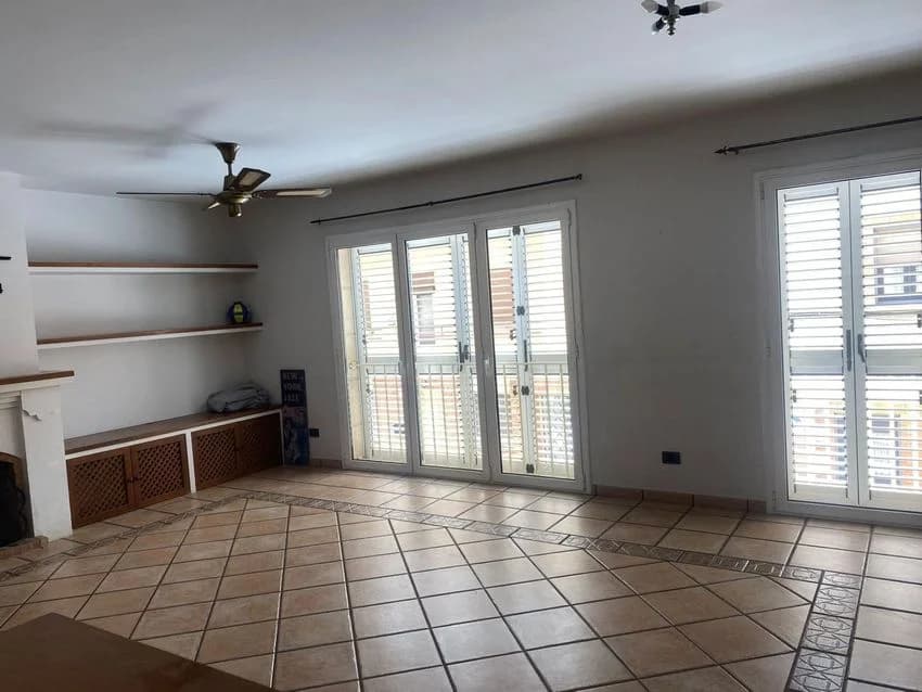 Flat / apartment for rent in Estadi-Horta Vermella-Santa Anna
