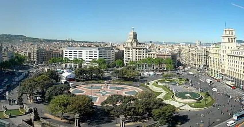 Penthouse for rent in Calle dels Tallers