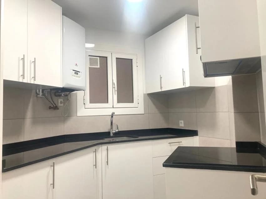 Flat / apartment for rent in Calle de Rocafort, 143