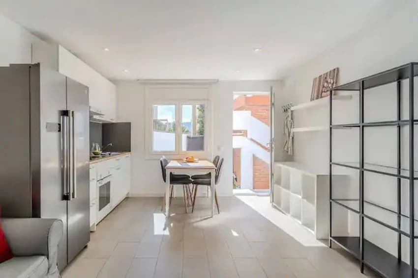 Flat / apartment for rent in Calle del Romaní
