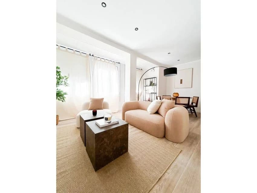 Flat / apartment for rent in Calle d'Arimon