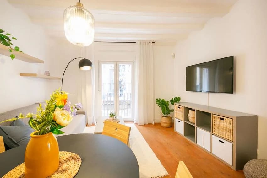 Flat / apartment for rent in Calle de la Rosa
