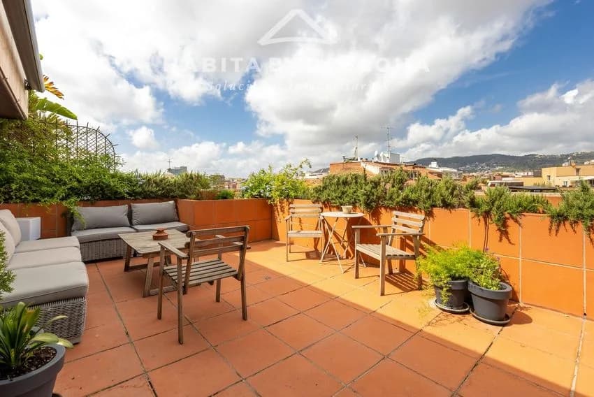 Penthouse for rent in Calle de Johann Sebastian Bach