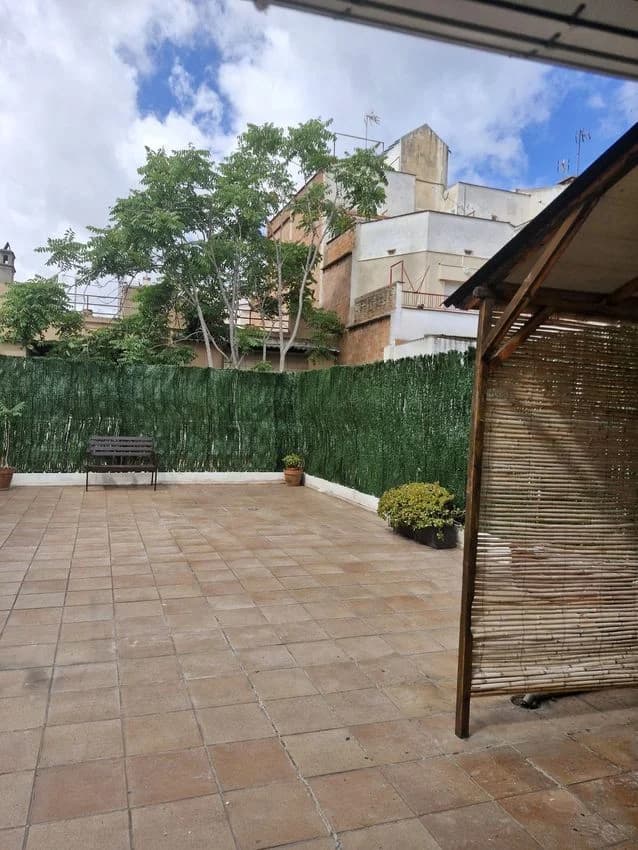 Penthouse for rent in Calle de Vallfogona