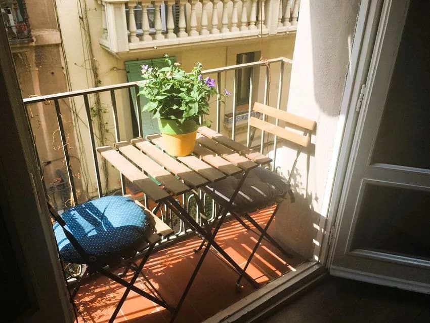 Flat / apartment for rent in Calle del Penedès, 5