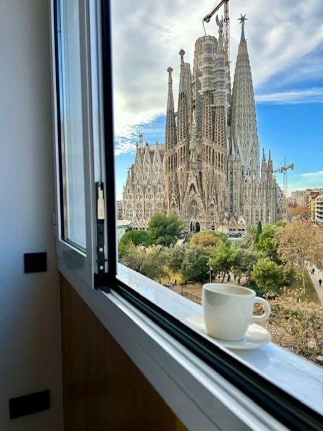 Flat / apartment for rent in Plaza Sagrada Família