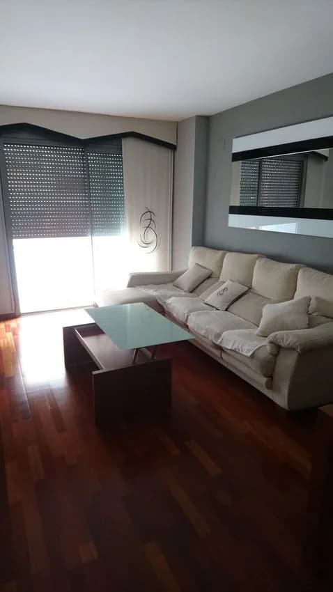 Flat / apartment for rent in Riera Gasulla, 8