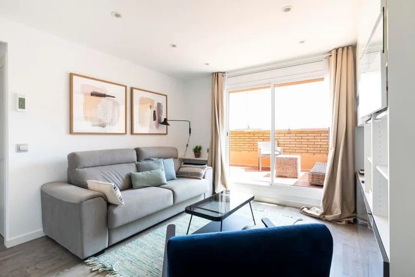 Penthouse for rent in La Teixonera