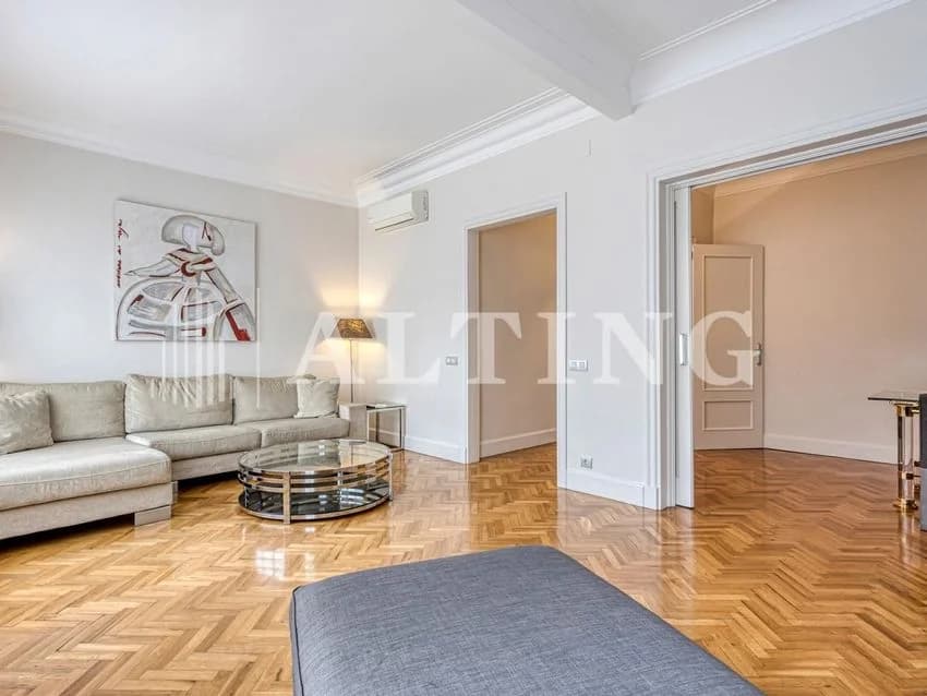 Flat / apartment for rent in Calle d'Aragó