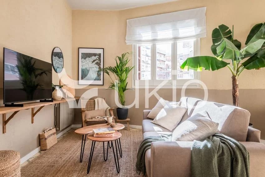Flat / apartment for rent in Calle del Comte Borrell