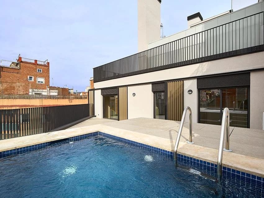 Penthouse for rent in Calle Varsòvia, 3