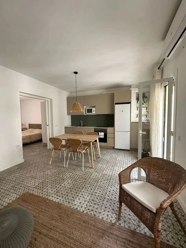 Flat / apartment for rent in Calle de Sòria