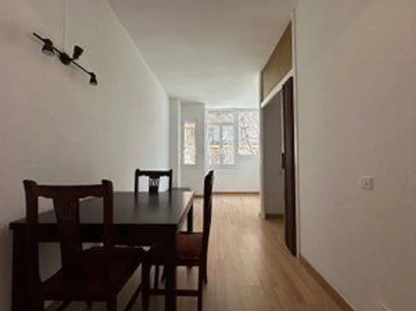 Flat / apartment for rent in Calle de Muntaner
