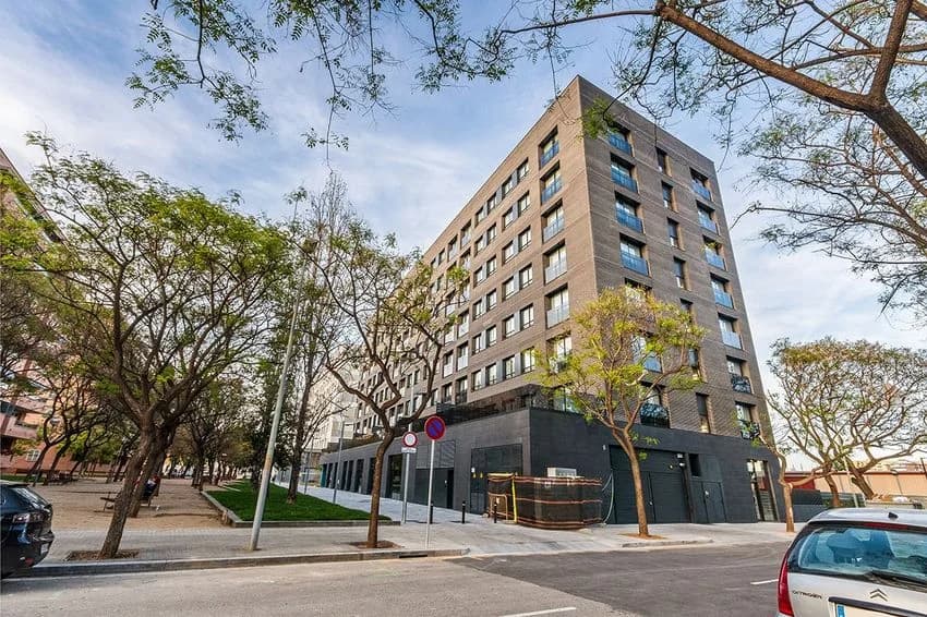 Flat / apartment for rent in Plaza de Kobe, 16