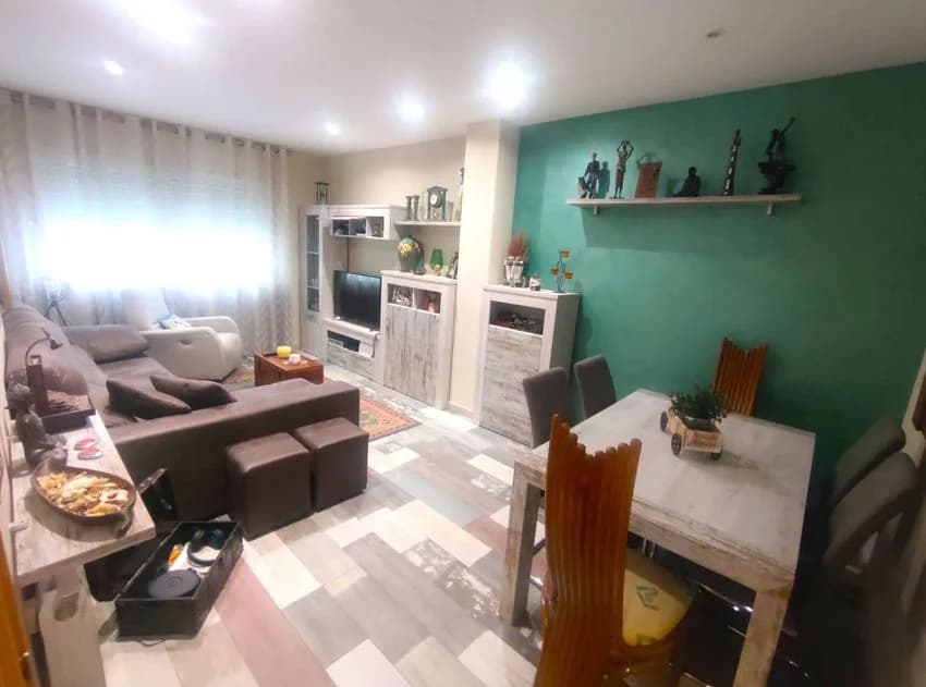 Duplex for rent in sant Pau