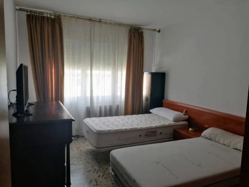 Flat / apartment for rent in Centre - Passeig i Rodalies
