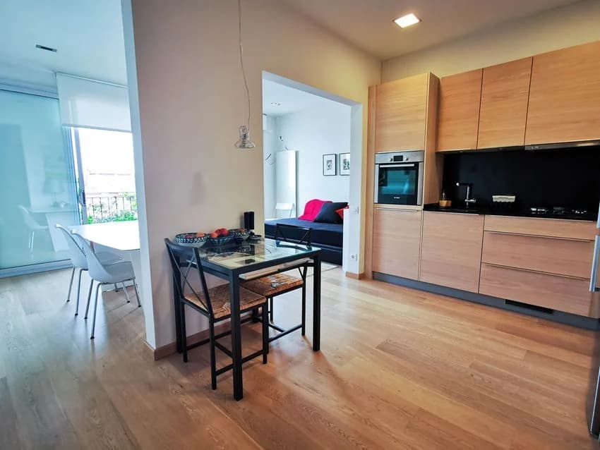 Flat / apartment for rent in Calle de Torrijos