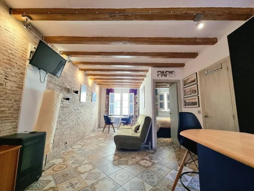 Flat / apartment for rent in Calle de les Moles
