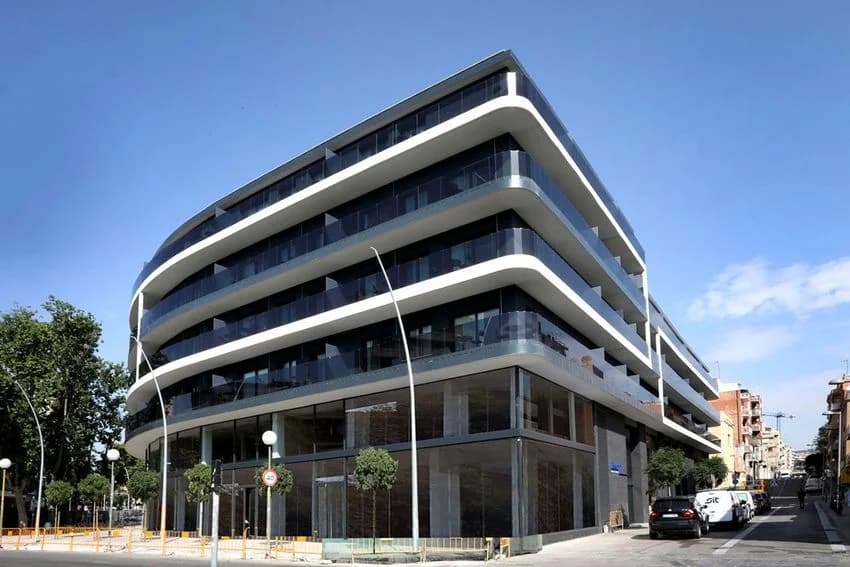 Flat / apartment for rent in Calle Coll i Pujol, 17