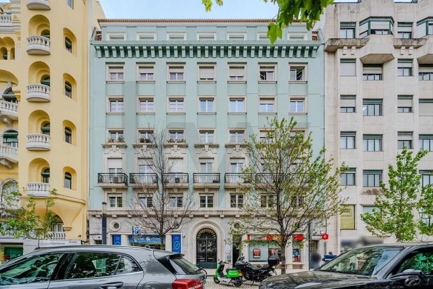 T4 flat for rent in avenida da República Nn