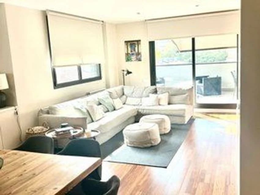 Flat / apartment for rent in Calle de Castella, 49