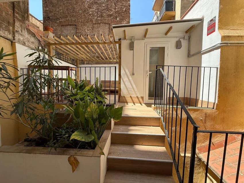 Flat / apartment for rent in Calle de les Carretes Nn