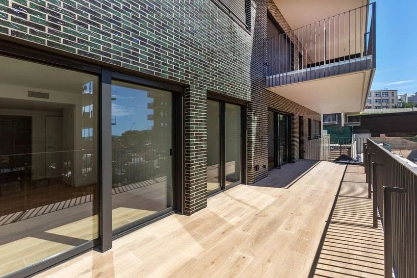 Flat / apartment for rent in de Joan Miró, 45