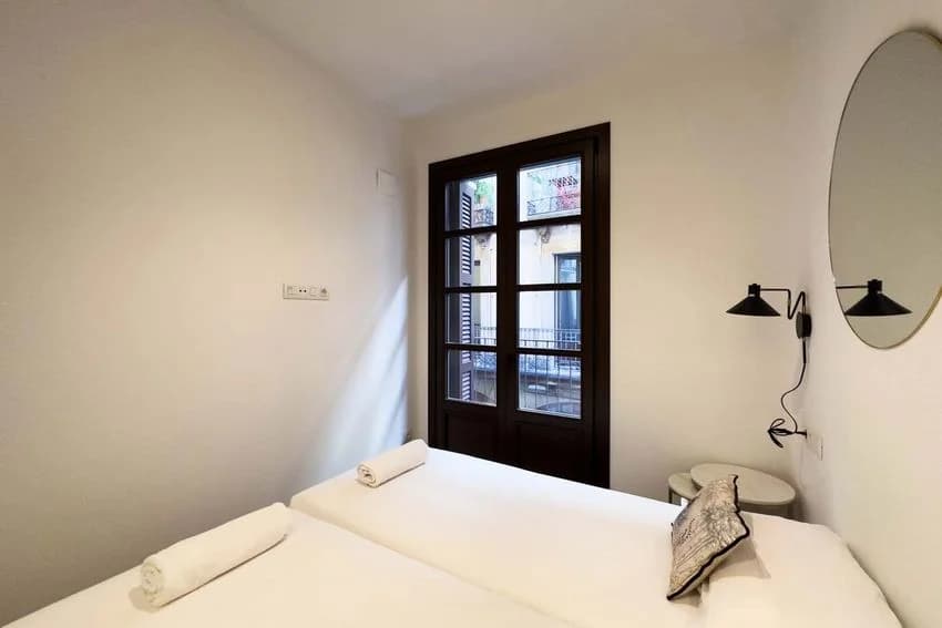 Flat / apartment for rent in Calle de Sant Pere Més Baix Nn