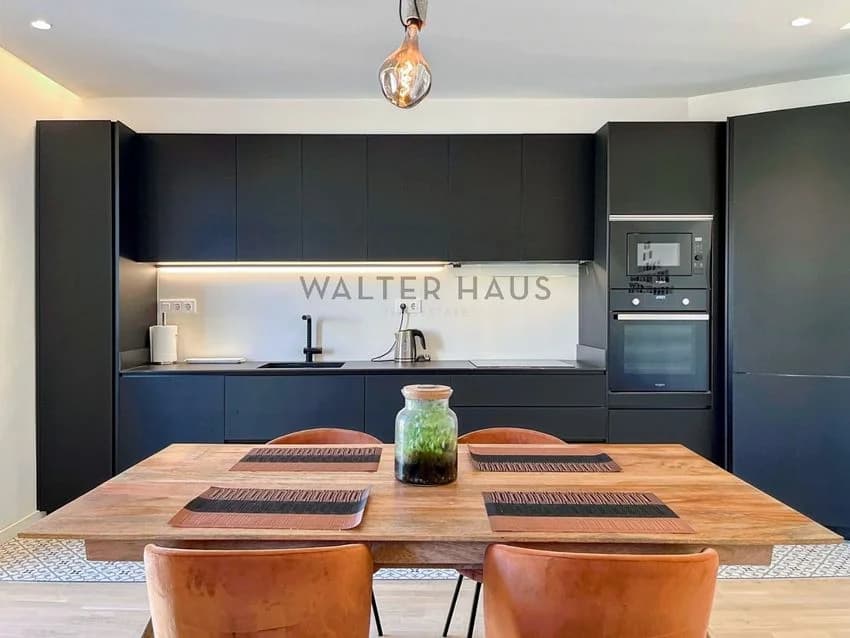 Flat / apartment for rent in Calle de Pelayo