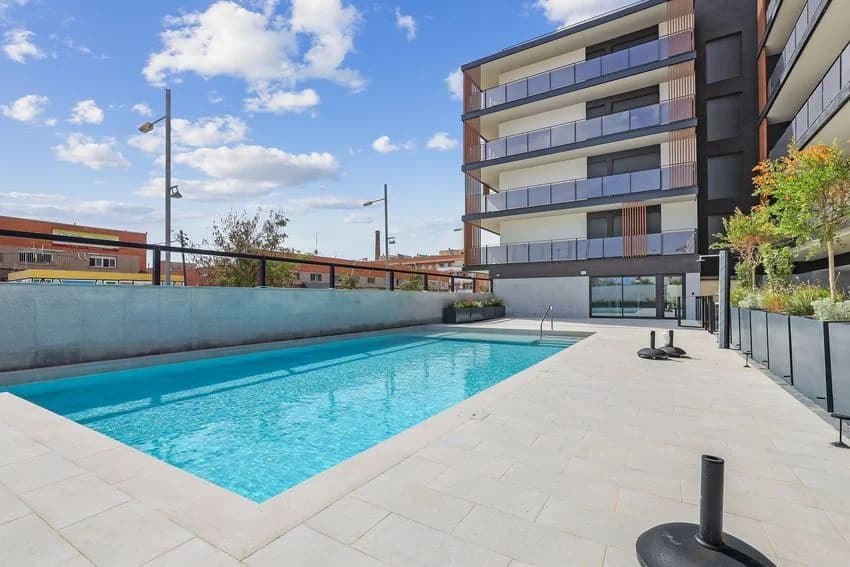 Flat / apartment for rent in Calle Pi Maragall, 61