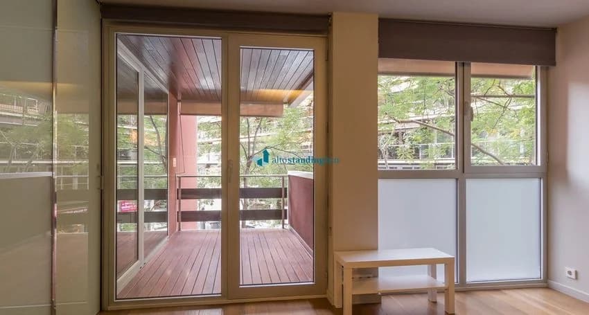 Flat / apartment for rent in Calle del Mestre Nicolau
