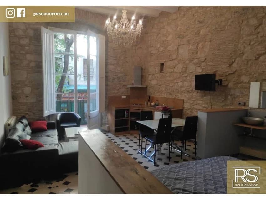 Flat / apartment for rent in Calle de les Basses de Sant Pere