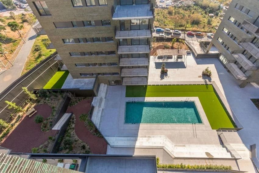 Penthouse for rent in de Joan Miró, 45