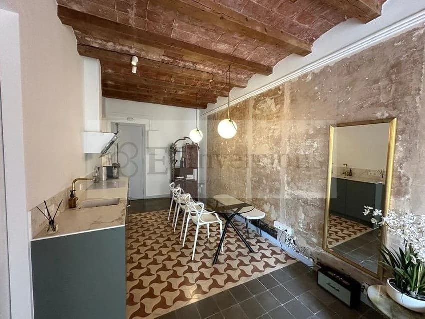 Flat / apartment for rent in Calle de Tapioles