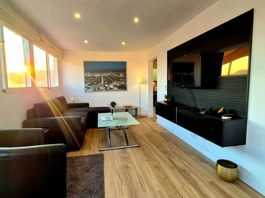 Flat / apartment for rent in Calle de Muntaner