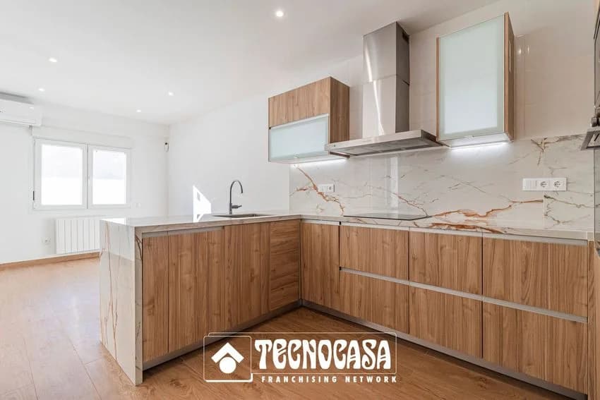 Flat / apartment for rent in Avenida Verge de Montserrat