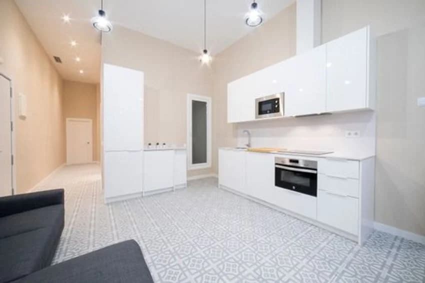 Flat / apartment for rent in Calle de Torns
